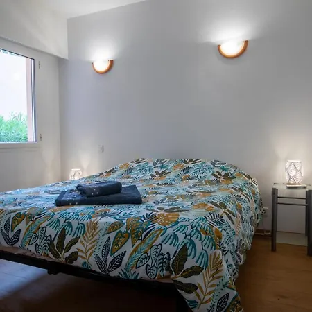 Dans Pieds Dans L'eau * Saint-Raphaël