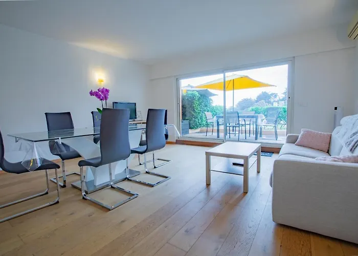 Dans Pieds Dans L'eau * Saint-Raphaël