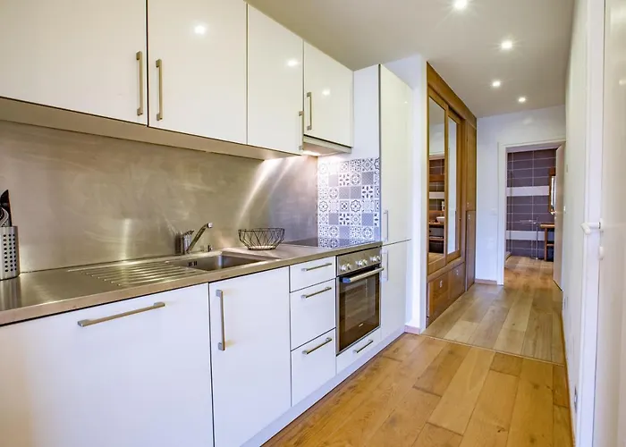 Dans Pieds Dans L'eau Saint-Raphaël